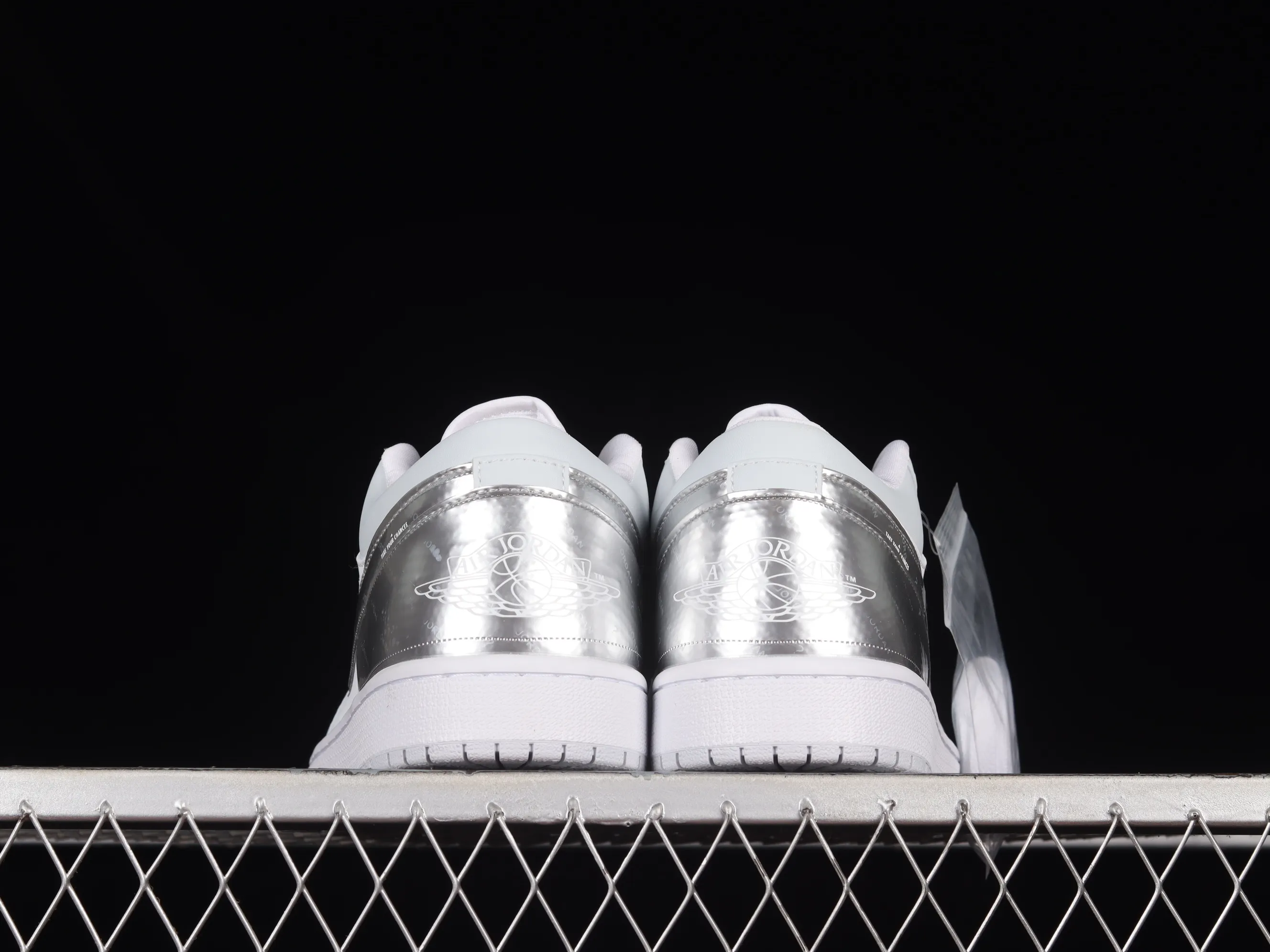 All categories Air Jordan Jordan series basketball shoes Air Jordan 1 Low Air Jordan 1 Low "Tear-Away" AJ1 AJ1 Joe 1 white laser Tear-Away low-top basketball shoes DX6070-101